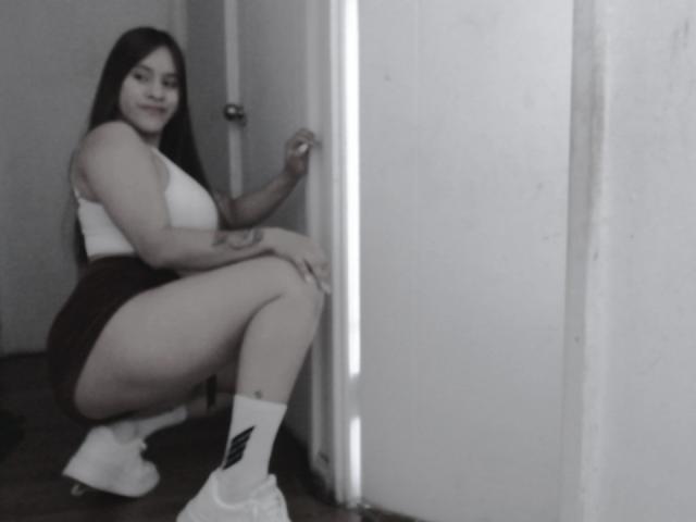 BelletinaXx - Live sex cam - 27270591