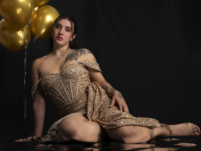 ZoeCortes - сексуальная веб-камера в реальном времени - 27272469