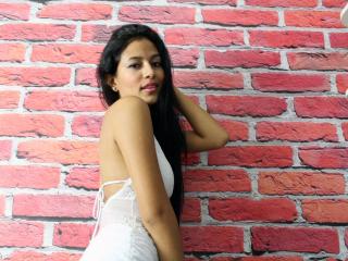 CristalLopez - Live chat hot with this 18+ teen woman with large ta tas 