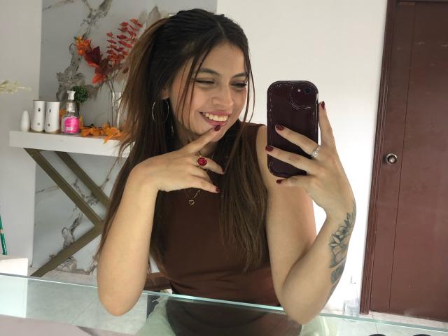 JulietaAckermanx - Live porn &amp; sex cam - 27279711