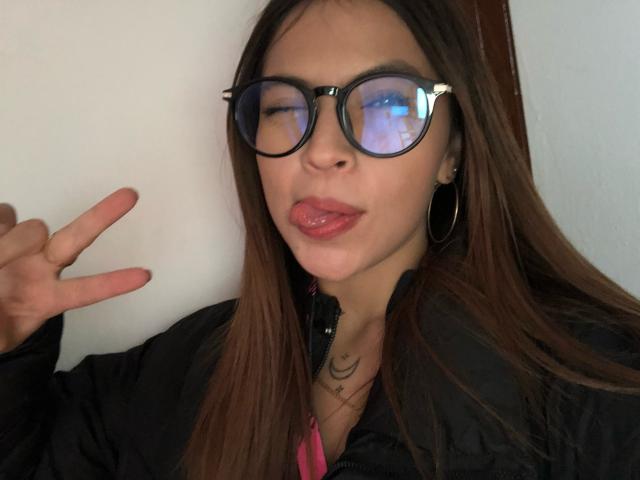 JulietaAckermanx - Live porn &amp; sex cam - 27279765