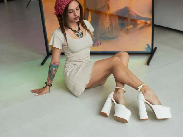 PrettyEllie-hot - Live porn &amp; sex cam - 27280653