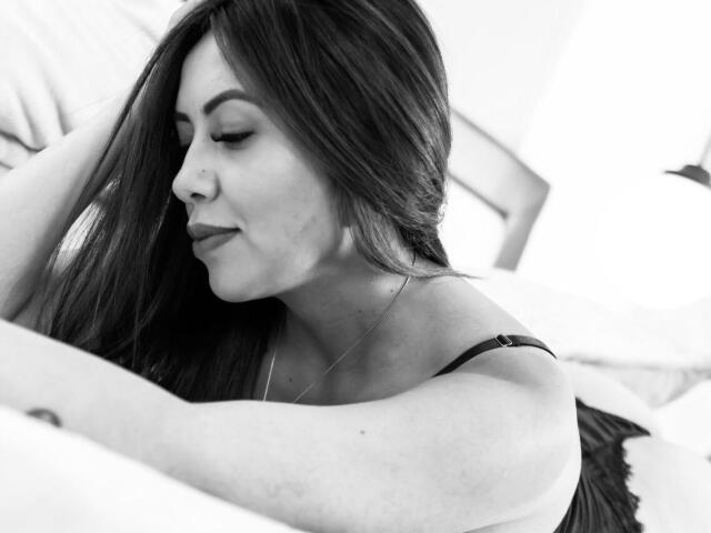 EmilyDurand - Live porn &amp; sex cam - 27286011