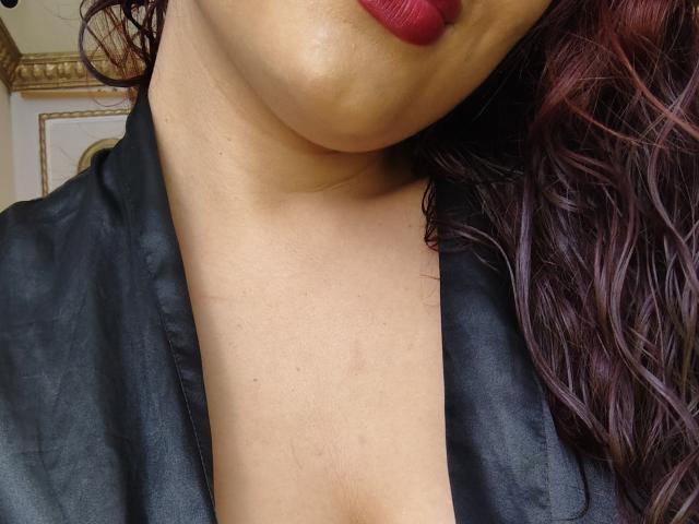 NoemiThornee - פורנו בשידור חי ומצלמת סקס - 27286368