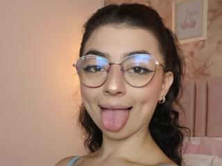 AnntonellaWatson - Live Sex Cam - 27288349