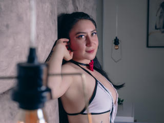 LeahMuniz - Live sex cam - 27295944