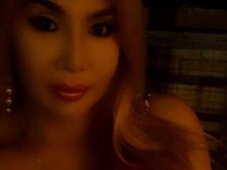 QueenFhukelya - Live porn &amp; sex cam - 27302223