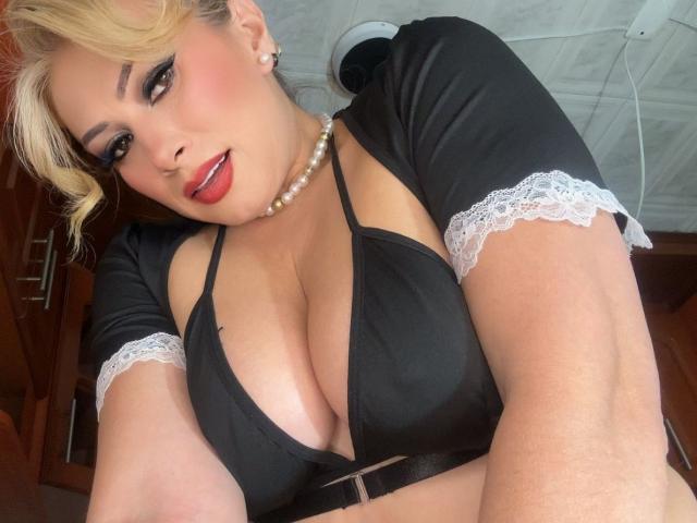 MisseScarleth - Live porn &amp; sex cam - 27302972