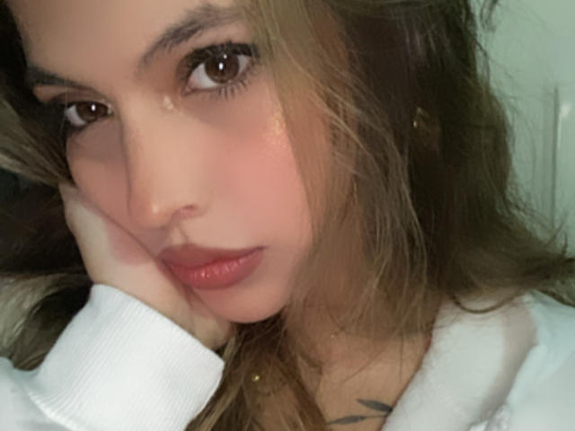 JulietaAckermanx - Live porn &amp; sex cam - 27303168