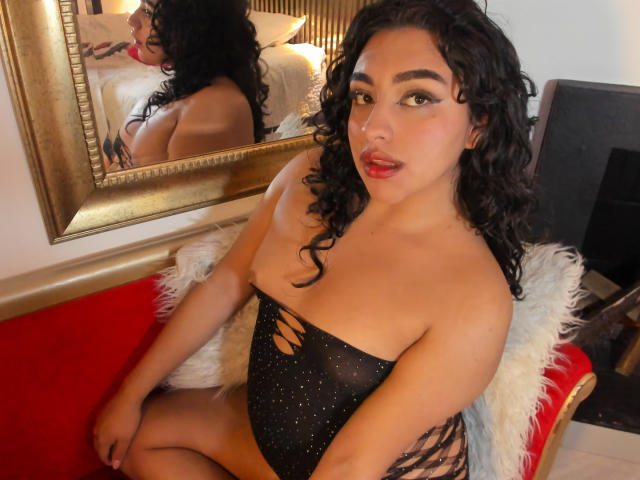 SyraPalmer - Live porn &amp; sex cam - 27303343