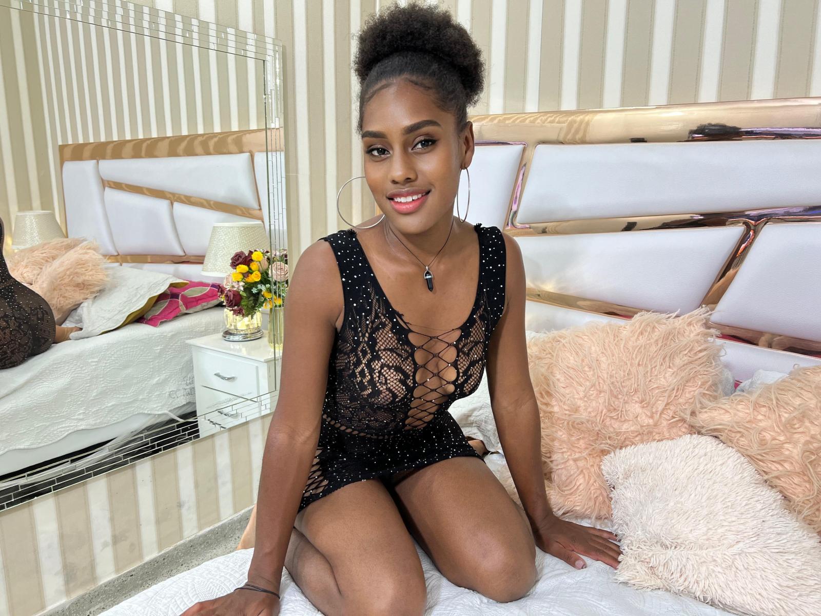 MartinaRoss - Live porn &amp; sex cam - 27303497