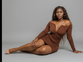 MollyGoldenn - Live porn &amp; sex cam - 27303504