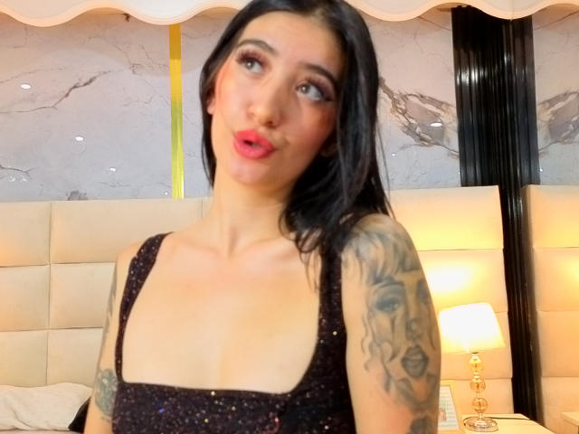 TifanyDiaz - Live porn &amp; sex cam - 27304750