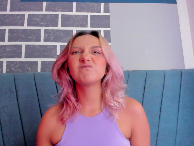 AlterEgoSecond - Live sexe cam - 27307746