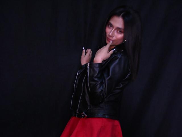 AnnaMooree - Live porn &amp; sex cam - 27309384