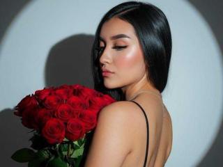 KarinaArisonya - Sexe cam en vivo - 27312499