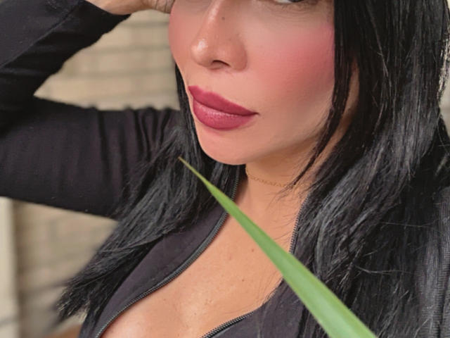 GemaHills - פורנו בשידור חי ומצלמת סקס - 27323909