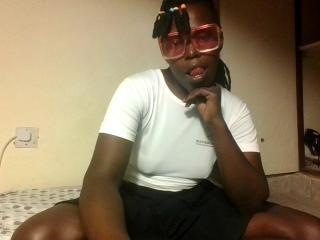 EboniQueen - Live sex cam - 27324574