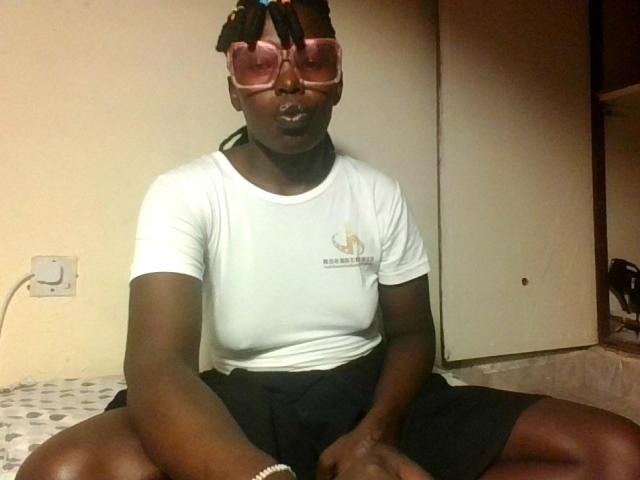 EboniQueen - Live porn &amp; sex cam - 27324581