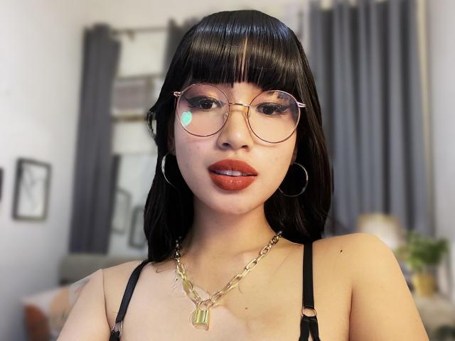 DaphneyLove - Live porn &amp; sex cam - 27331027