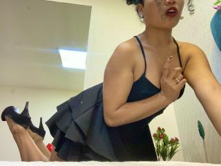 SophieSonyas - Live porn &amp; sex cam - 27331559