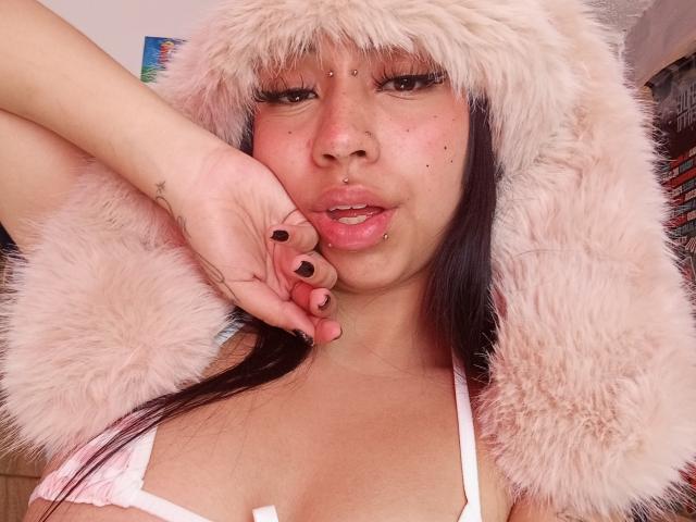 MadisonDarkk - сексуальная веб-камера в реальном времени - 27335108