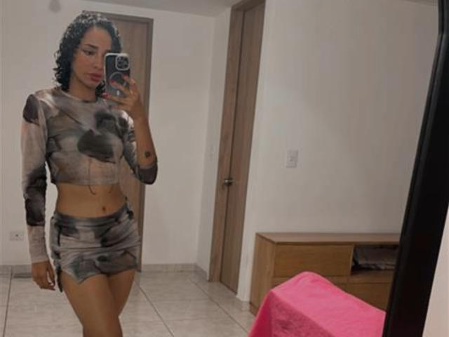 SilvanaXOwen - Sexe cam en vivo - 27336858