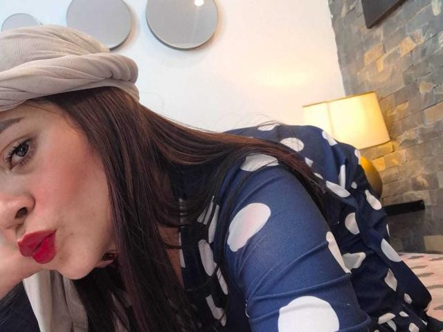 ShantalaKrisha - Camera khiêu dâm &amp; quyến rũ trực tiếp - 27341233