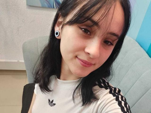 AnnieLamberth - Live porn &amp; sex cam - 27343683