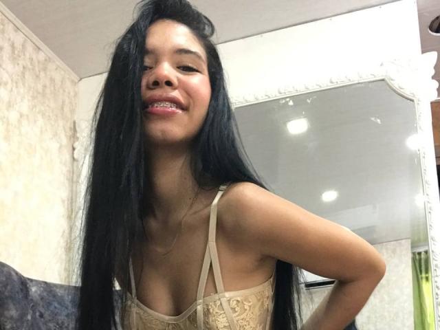 EmaGarces - Live porn &amp; sex cam - 27345818