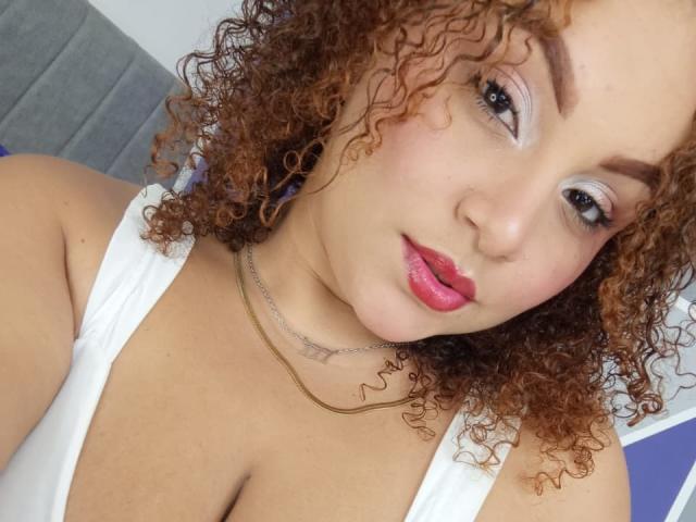 YeraCarey - Live porn &amp; sex cam - 27348422