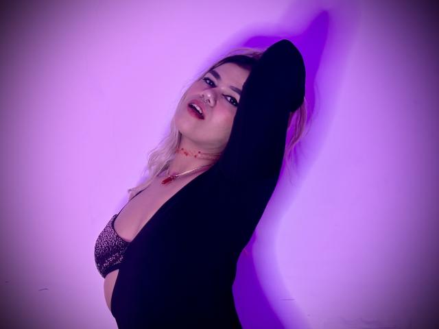 TarahDustin - Live sex cam - 27351334