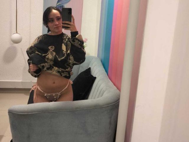 AnnieLamberth - Live porn &amp; sex cam - 27354561