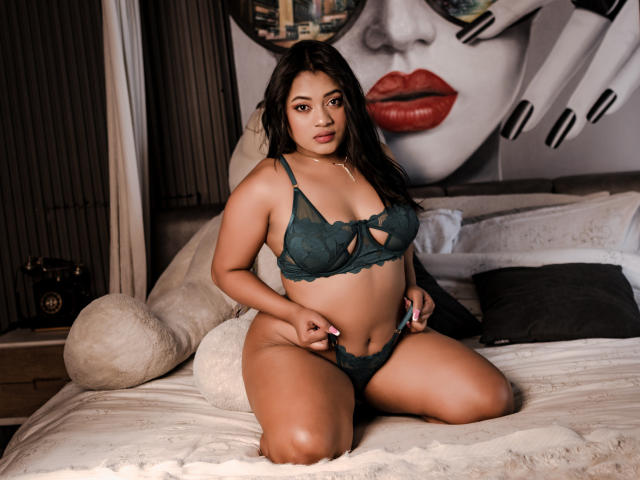 SaritaCute - Live sexe cam - 27356836