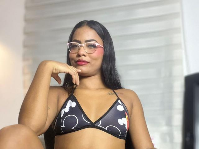 ChloeBrownOne - Camera khiêu dâm &amp; quyến rũ trực tiếp - 27360770