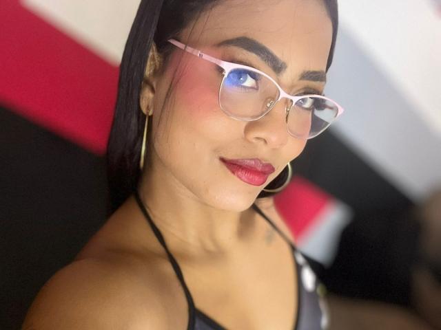 ChloeBrownOne - Live Sex Cam - 27360896