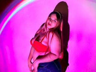 BrendaMarxhal - Live porn &amp; sex cam - 27369142