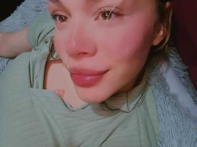 EmmaRiveraa - Live porn &amp; sex cam - 27371998