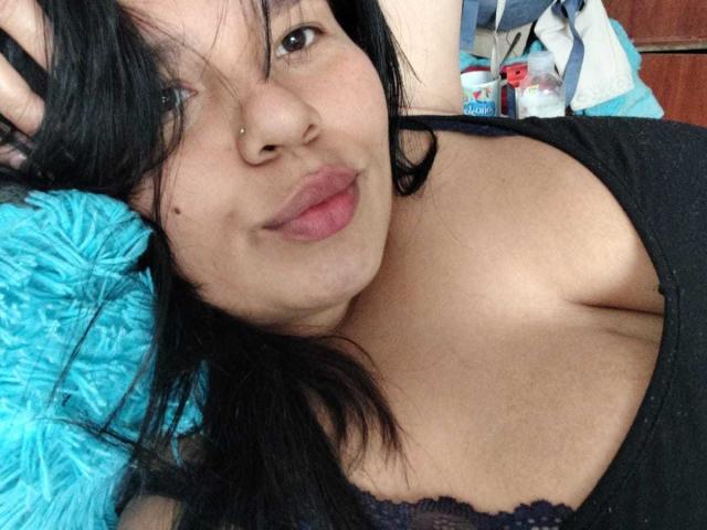 CristinaMendez - Live porn &amp; sex cam - 27372803