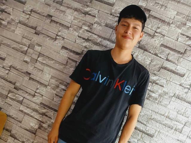 DanielOn - Camera khiêu dâm &amp; quyến rũ trực tiếp - 27376156