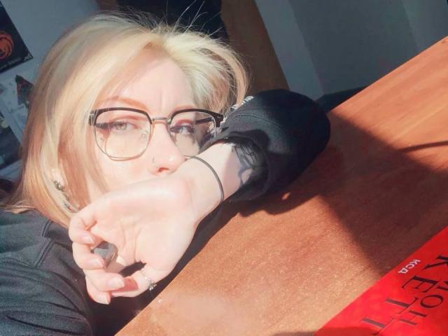 Aurali - Live sex cam - 27377472