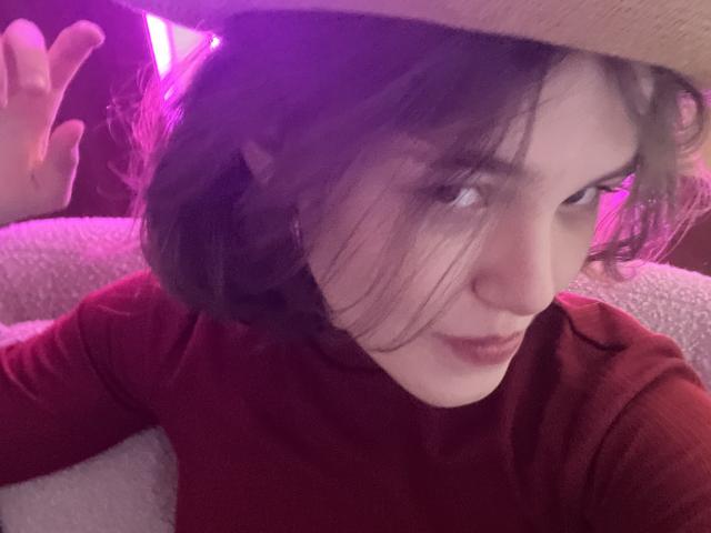 LariElla - сексуальная веб-камера в реальном времени - 27378683