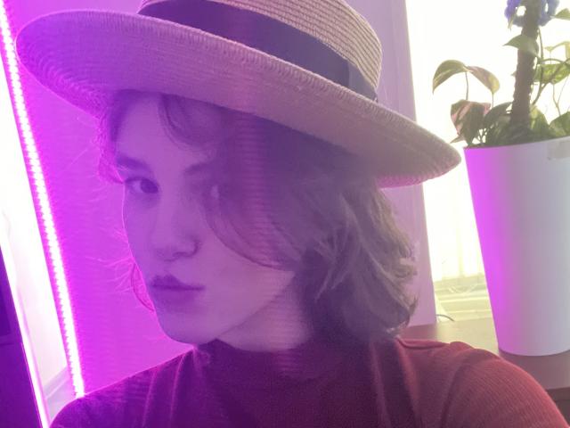 LariElla - Live sex cam - 27378767