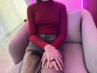 LariElla - Live sex cam - 27378942