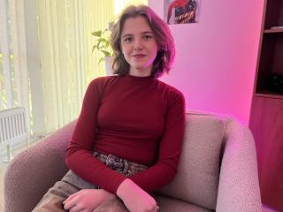 LariElla - сексуальная веб-камера в реальном времени - 27379082