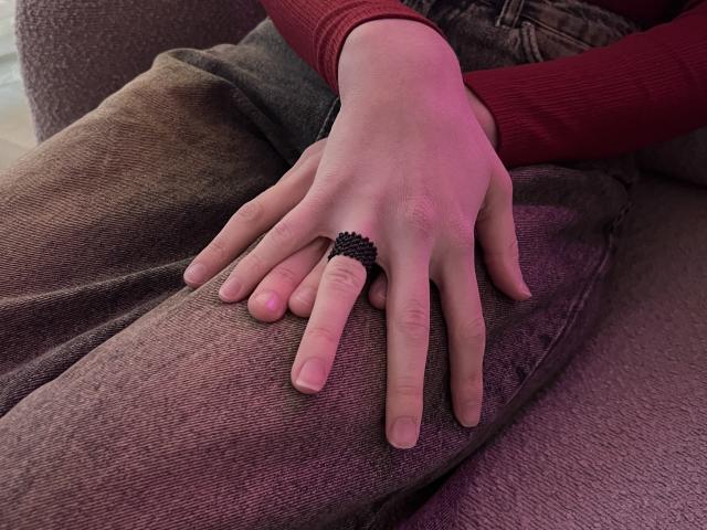 LariElla - сексуальная веб-камера в реальном времени - 27379096