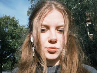 FoxyTeaser - Live porn &amp; sex cam - 27379971