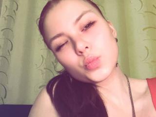 FoxyTeaser - Live porn &amp; sex cam - 27379985