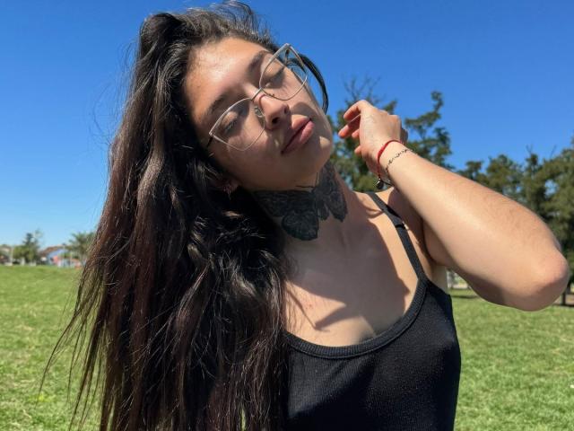 KatieSantana - Live sex cam - 27381805