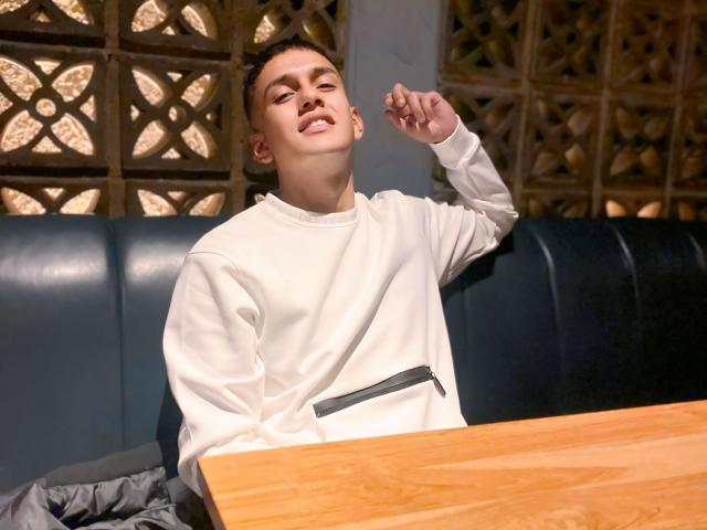 AndrewSiilvaaa - 라이브 포르노 &amp; 섹스 캠 - 27382267